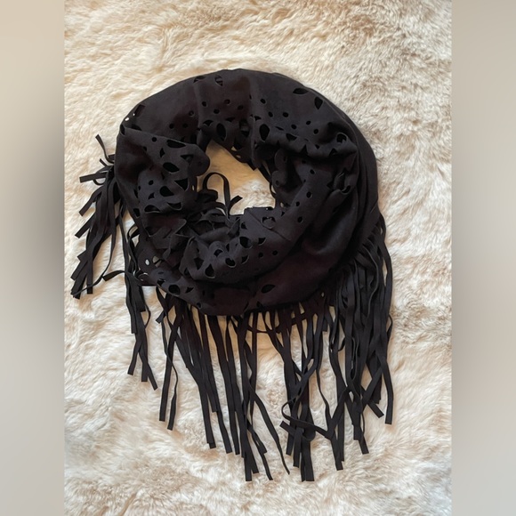 Infinity Scarves Bundle - Picture 2 of 7